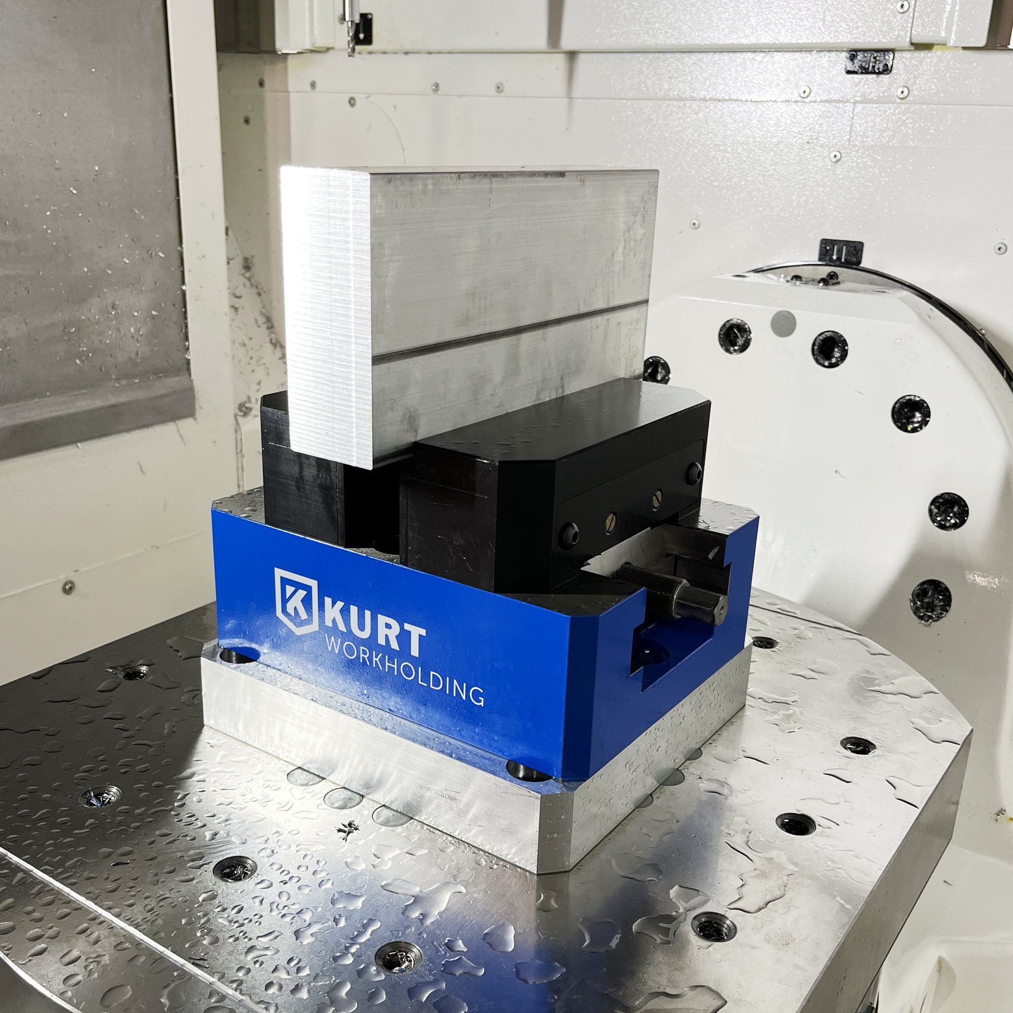 Kurt-PF840_Mazak-demo_03-1 Kurt-PF840_Mazak-demo_03-1